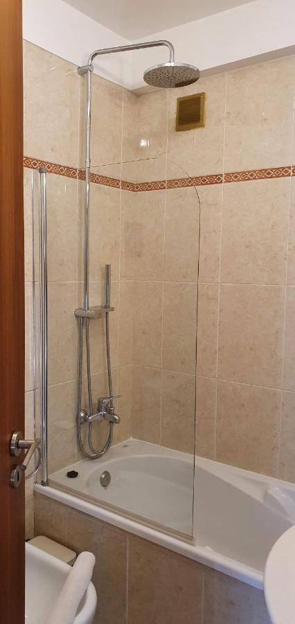 Casa do Criativo ® Bed&Breakfast Almada Exterior foto