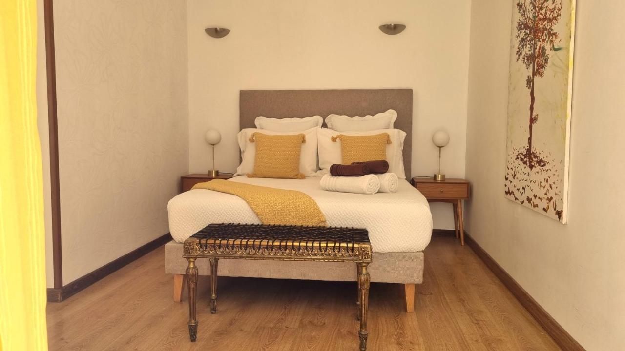 Casa do Criativo ® Bed&Breakfast Almada Exterior foto