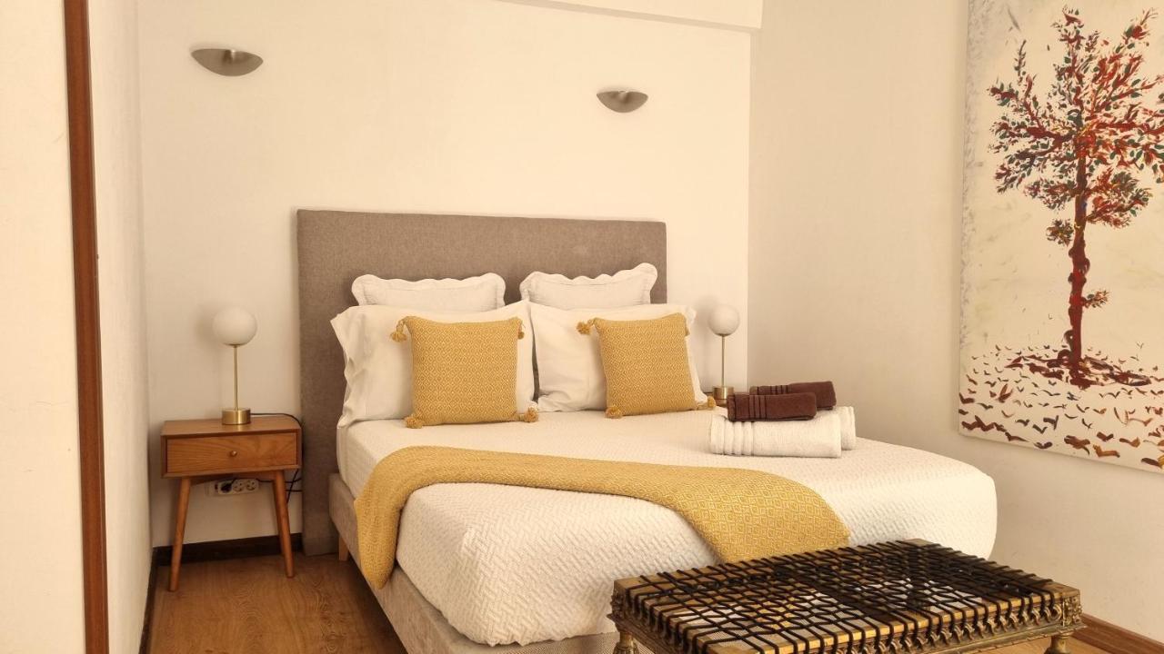 Casa do Criativo ® Bed&Breakfast Almada Exterior foto